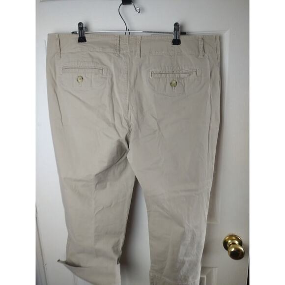 Eddie Bauer Vashon Fit Tan Wide Leg Pocket Zip Slit Capri Pant Size 40" Waist - Picture 11 of 12